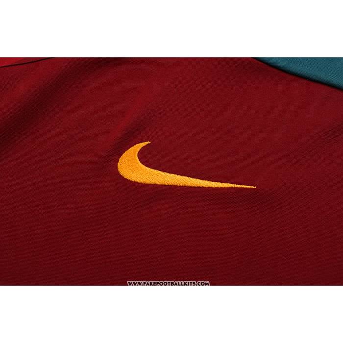 Tracksuit
 Portugal Short Sleeve
 22/23 Red
 - Shorts
